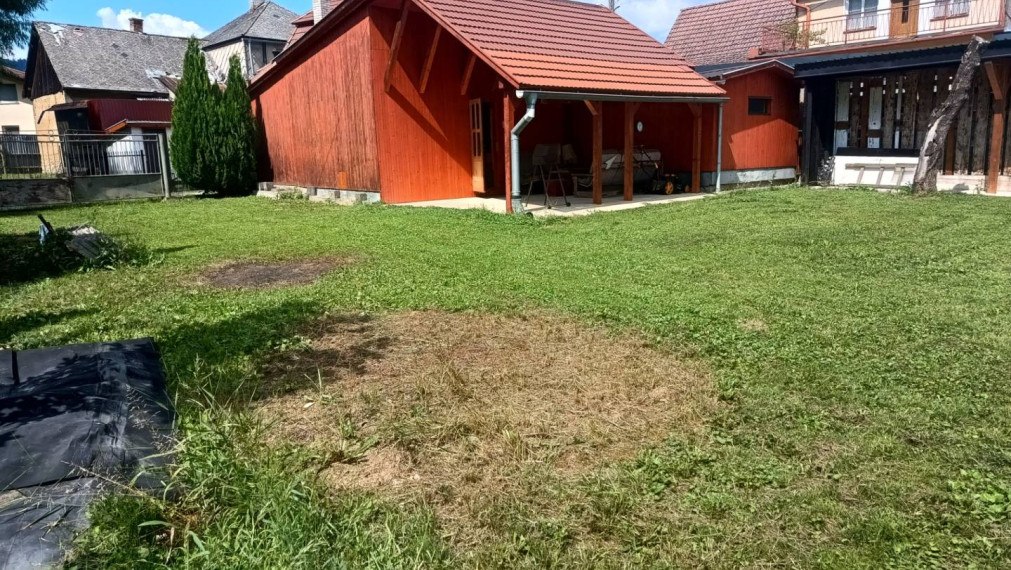 TUŽINA okres Prievidza - CHATA s terasou a garážou 