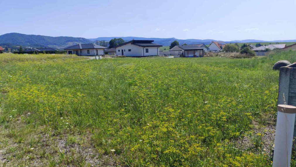 Stavebný pozemok o rozmere 834m2 TURČIANSKY MICHAL