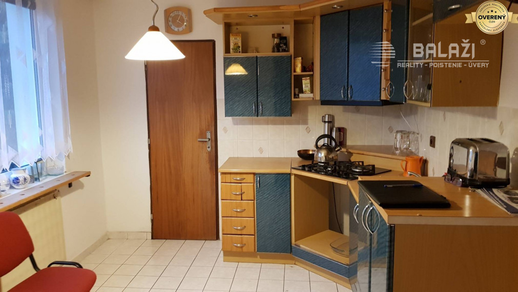 Zlaté Moravce, 4 - izbový byt, 84 m2