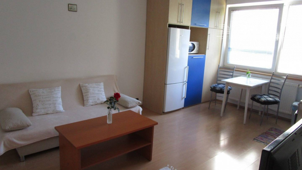 Martin - zariadený 2-izbový byt 40m2, Ľadoveň