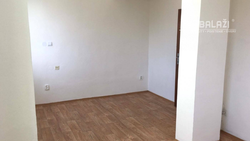 KOMERČNÝ PRIESTOR (22m2)- Martin /Centrum/