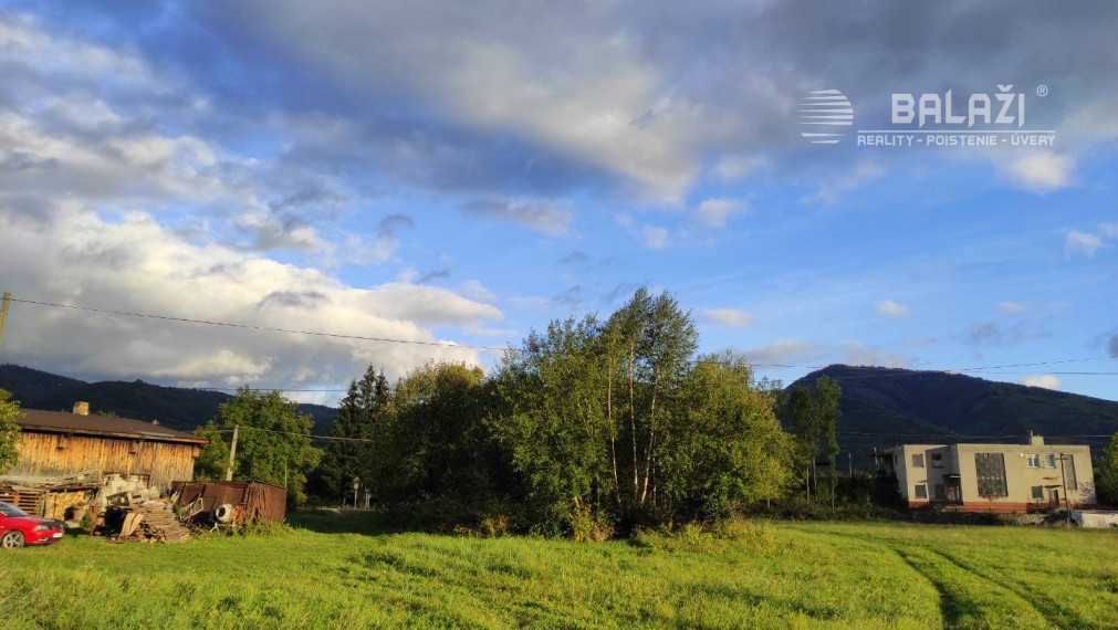 TURANY-stavebný pozemok o výmere 793 m2