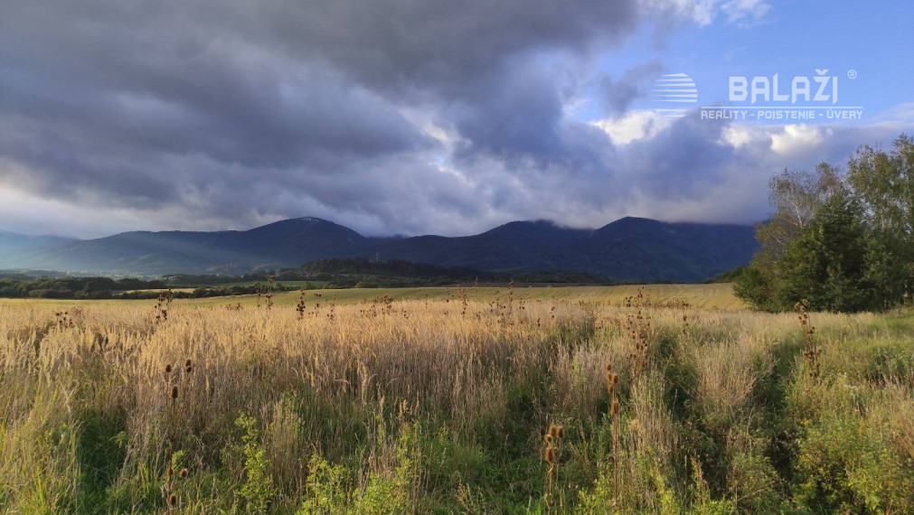 TURANY-stavebný pozemok o výmere 793 m2