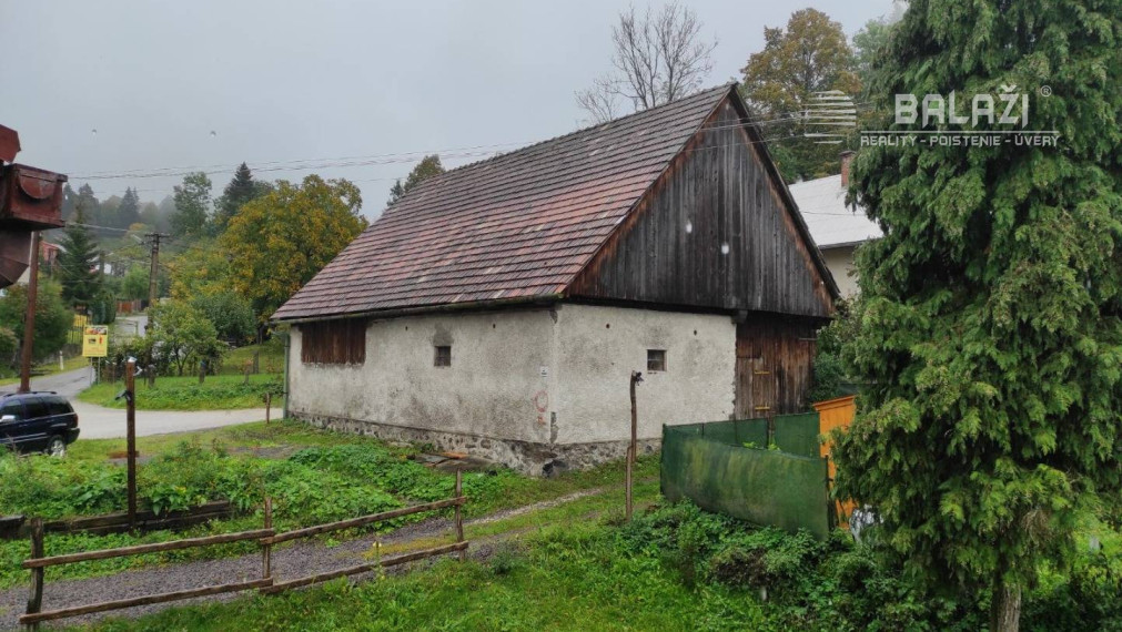 ČREMOŠNÉ-chalupa na pozemku 700m2  