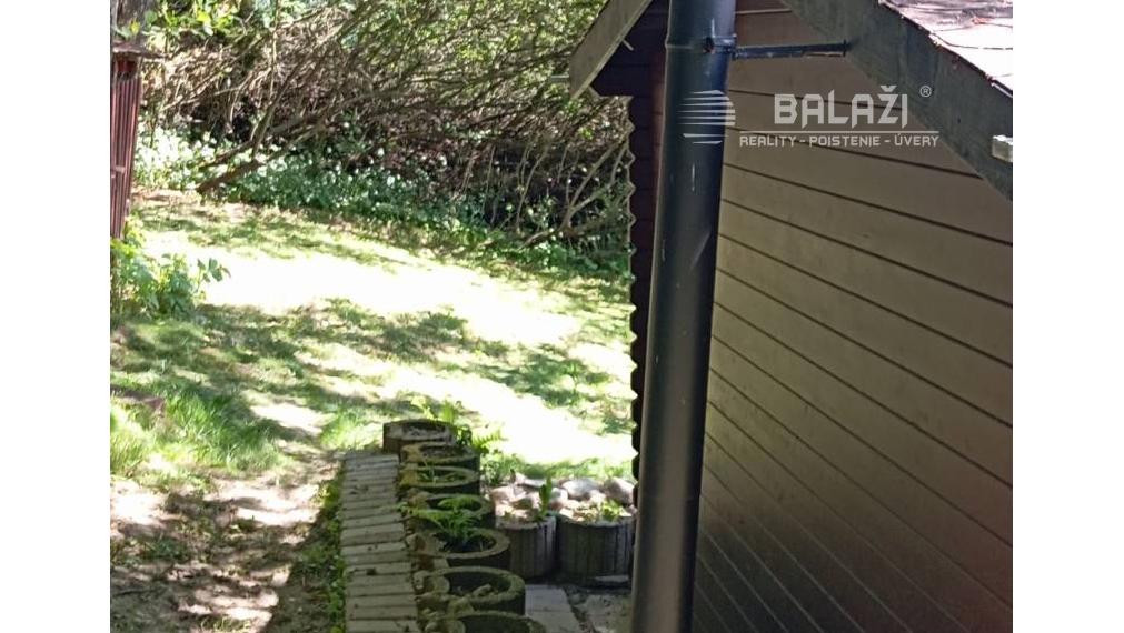 TURANY- krásna chata na pozemku 700m2