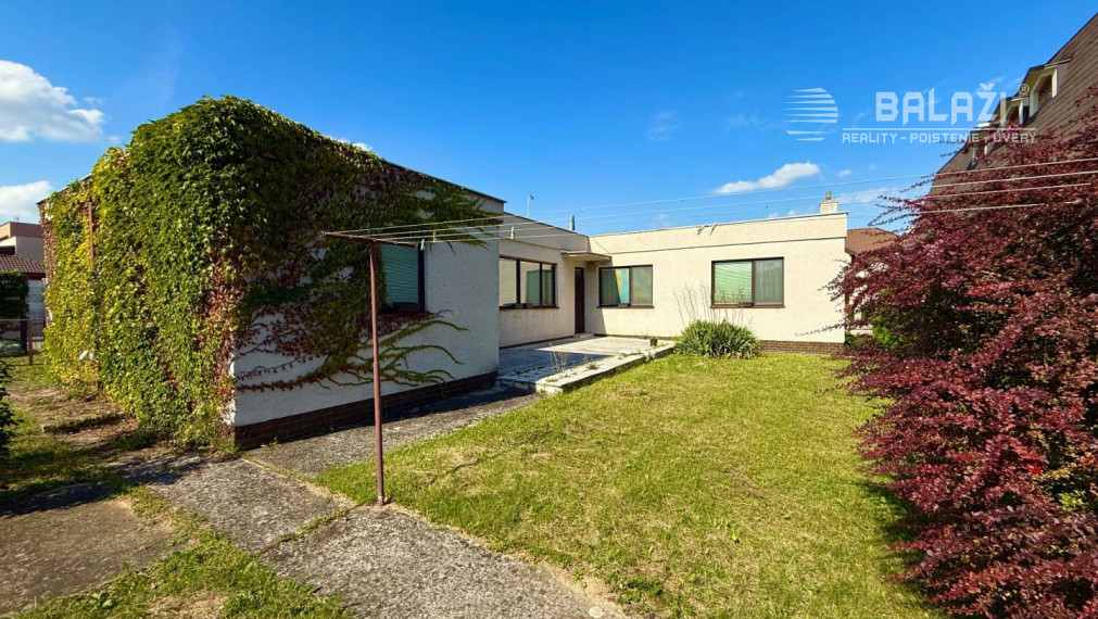 NA PREDAJ 4 - izbový rodinný dom TOPOĽČANY, okr. Topoľčany