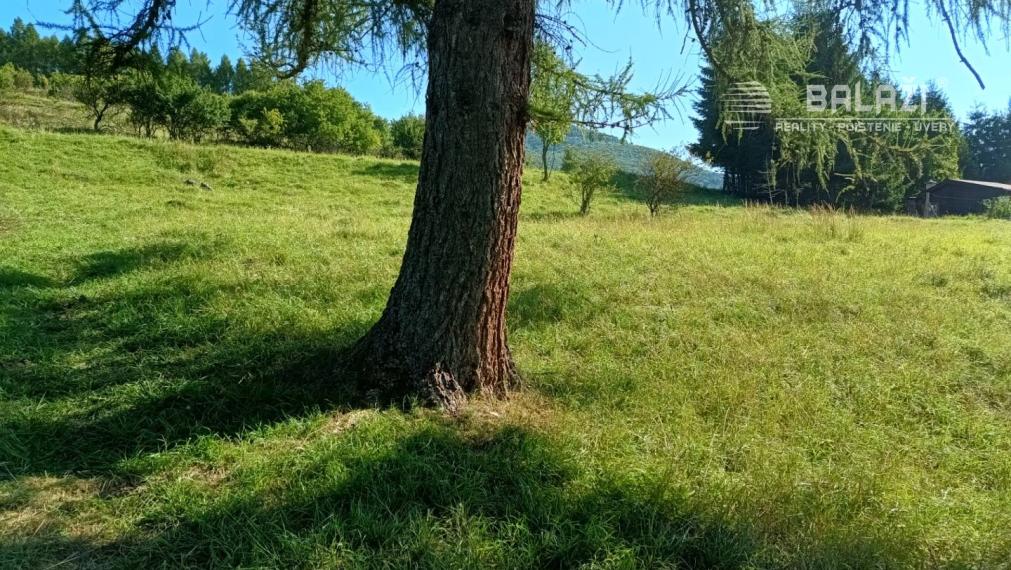 STAVEBNÝ POZEMOK - vo výmere 1036 m2 v obci Vrícko okr. Martin