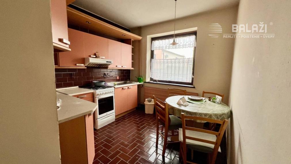 5 izbový rodinný dom - TOPOĽČANY