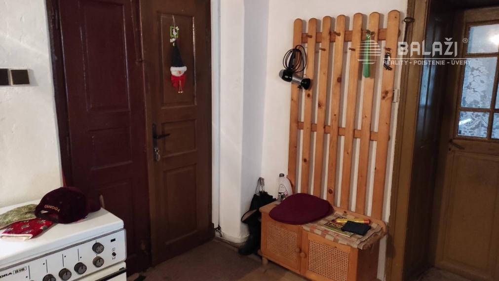 ČREMOŠNÉ-chalupa na pozemku 700m2  