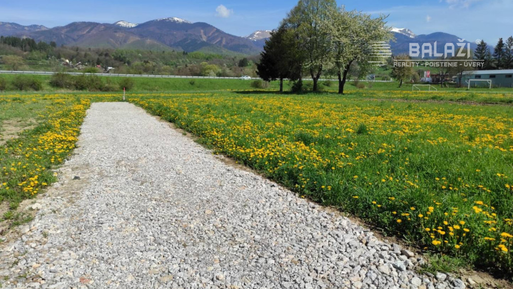 TURANY-Stavebný pozemok 950m2 so sieťami cena v RK