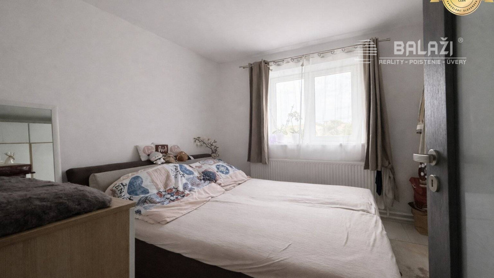 NA PREDAJ: Rodinný dom po rekonštrukcii v tichej lokalite – PRAŠICE