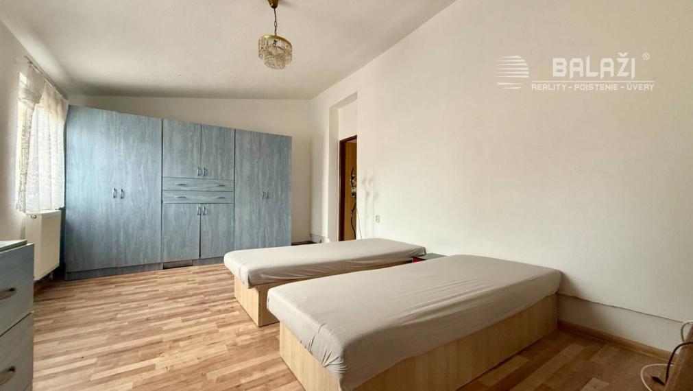 RAJČANY rodinný dom - PRENÁJOM