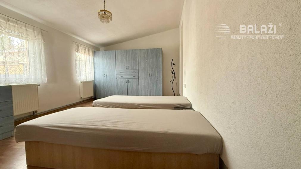 RAJČANY rodinný dom - PRENÁJOM