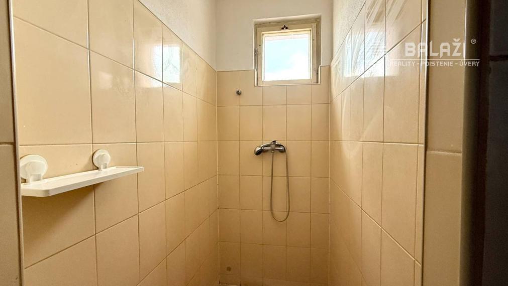 RAJČANY rodinný dom - PRENÁJOM