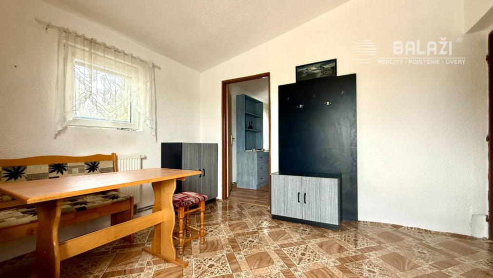 RAJČANY rodinný dom - PRENÁJOM