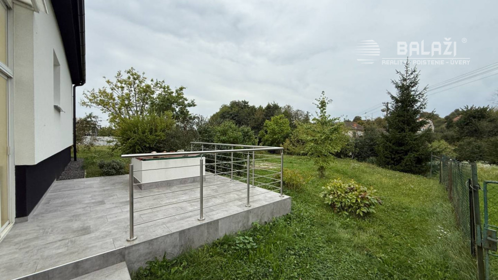 PREDAJ: Rodinný dom po rekonštrukcii v tichej lokalite – PRAŠICE