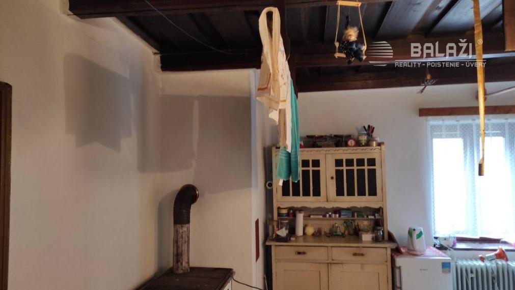 ČREMOŠNÉ-chalupa na pozemku 700m2  