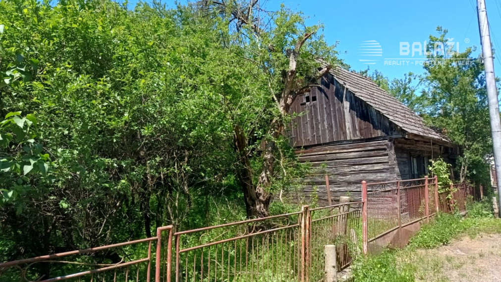 Rodinný dom s pozemkom 4282m2 KĽAČNO okr. Prievidza,