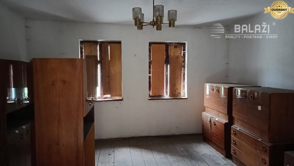 Vidiecky rodinný dom-chalupa s pozemkom 1050m2