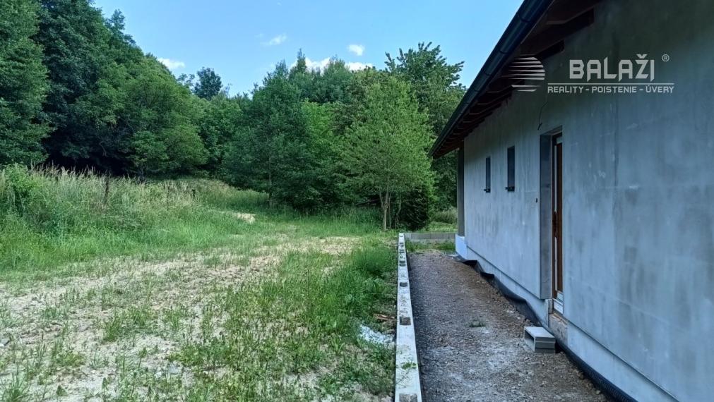 Novostavba - rodinný dom na kľúč -Tužina okr.Prievidza