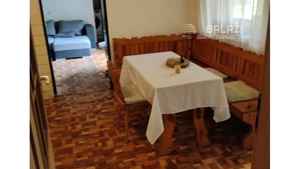 Rodinný dom s pozemkom 562 m2 VRÍCKO okr. Martin