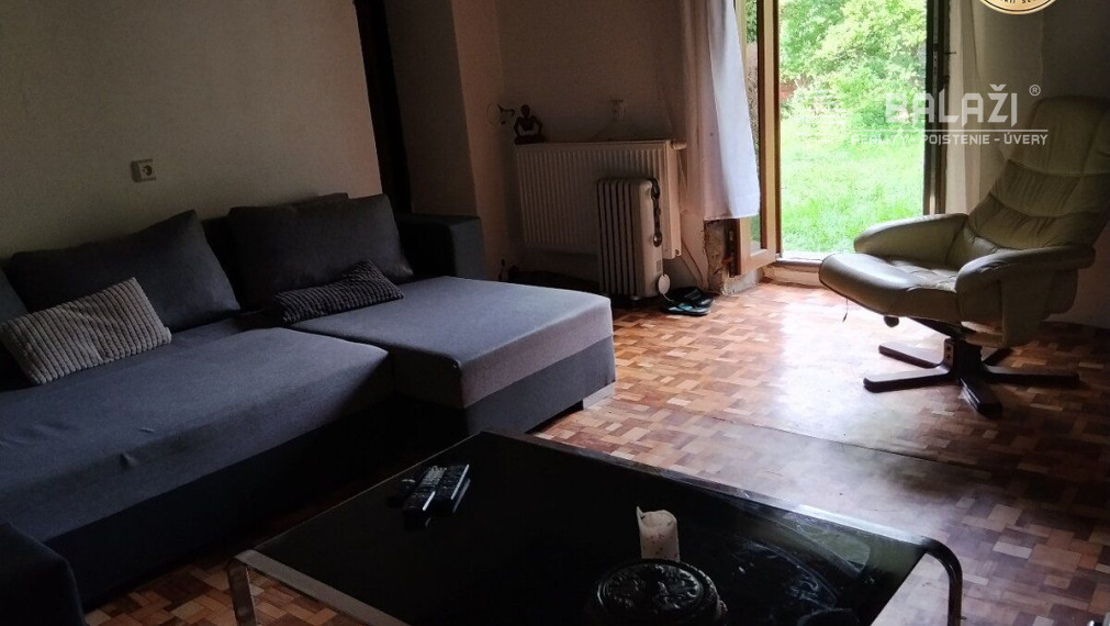 Rodinný dom- chalupa  s pozemkom 562 m2 VRÍCKO okr. Martin
