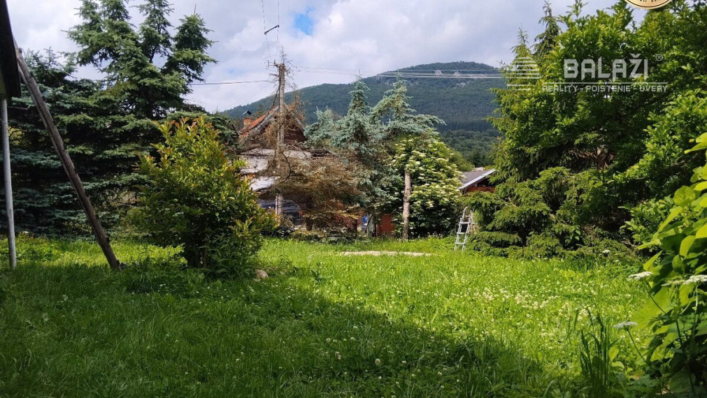 Rodinný dom s pozemkom 562 m2 VRÍCKO okr. Martin