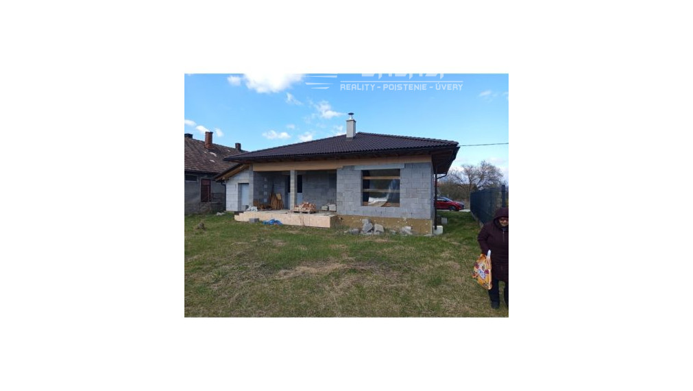 Príbovce - rodinný dom /Bungalov/ Hrubá stavba