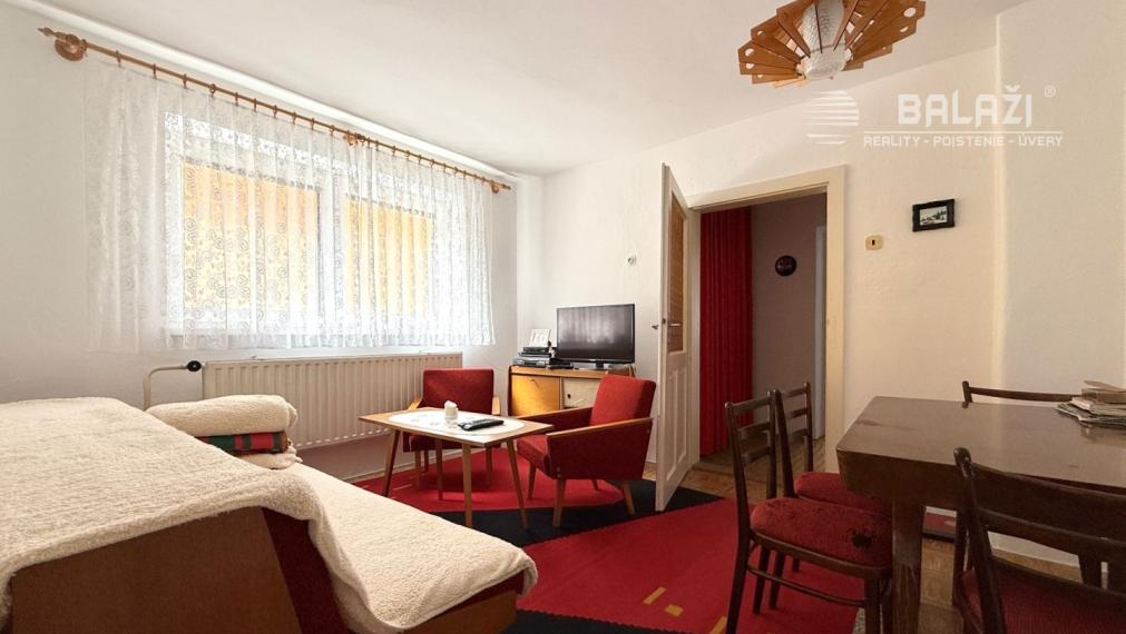 NA PREDAJ -  4 izbový rodinný dom URMINCE, okr. Topoľčany