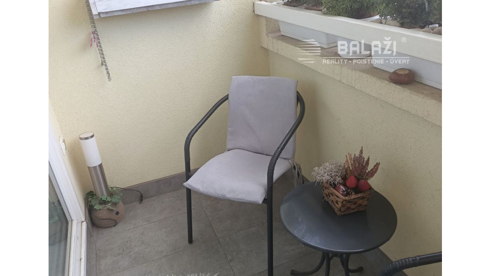 3 IZBOVÝ BYT Prievidza-sídlisko Necpaly