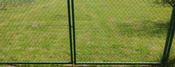 LIPOVEC - Rekreačný pozemok záhrada 890m2 vhodné aj na mobilný dom