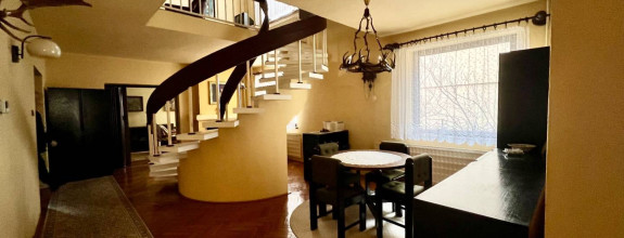 5 izbový rodinný dom - TOPOĽČANY