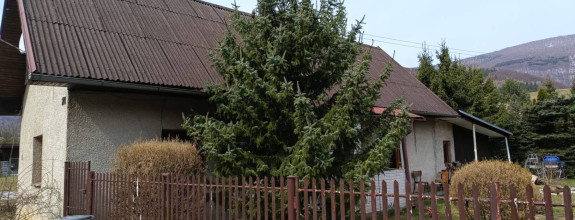 Rodinný dom s pozemkom 562 m2 VRÍCKO okr. Martin