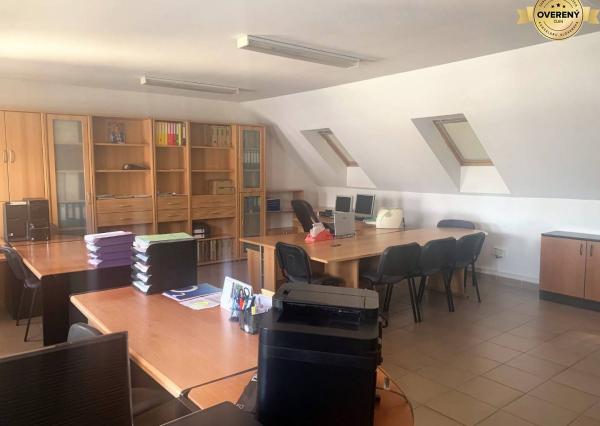 TOPOĽČANY Prenájom kancelárskych priestorov 48 m2
