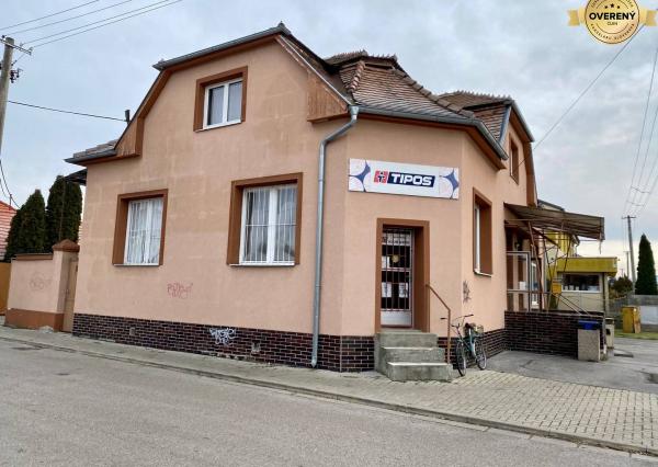 RODINNÝ DOM- Obchodné priestory TOPOĽČANY, okr. Topoľčany