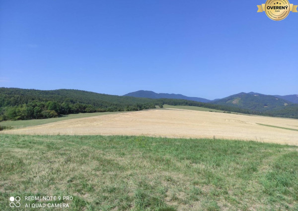 VALČA pozemok s výmerou 5800 m2,  okr. Martin 