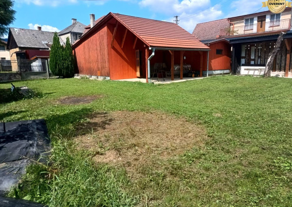 TUŽINA okres Prievidza - CHATA s terasou a garážou 