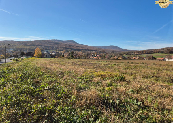 Stavebný pozemok, Velčice, 981 m2, okr. Zlaté Moravce