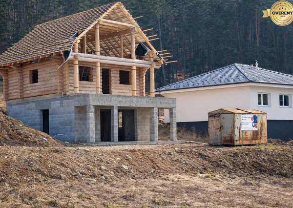 NA PREDAJ - Necpaly - Zrubový dom (hrubá stavba) 