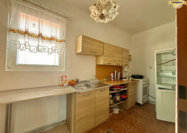 RAJČANY rodinný dom - PRENÁJOM