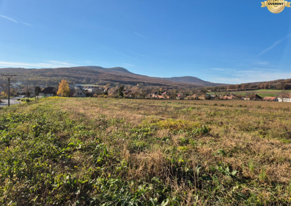 Stavebný pozemok, Velčice, 981 m2, okr. Zlaté Moravce