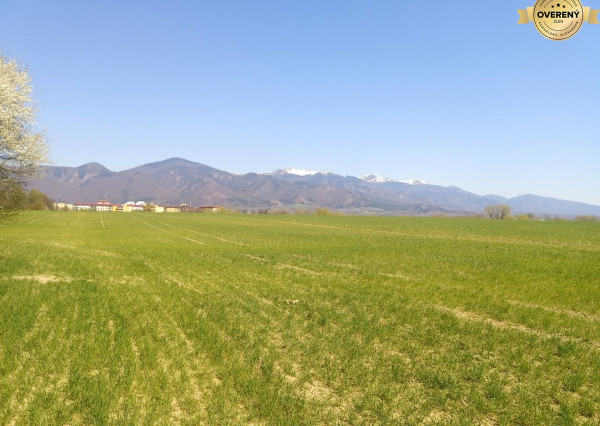 MARTIN-Záturčie pozemok na developerské a komerčné účely 2850m2