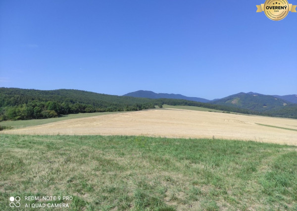 VALČA pozemok s výmerou 5800 m2,  okr. Martin 