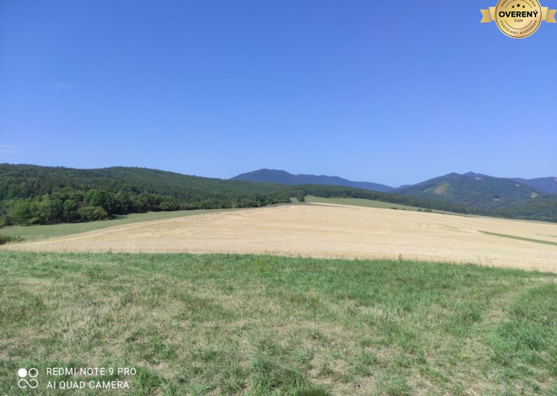 VALČA pozemok s výmerou 5800 m2,  okr. Martin 